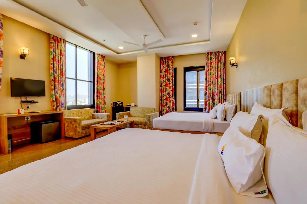 Hotel Shree Nanda Udaipur 4*,  India